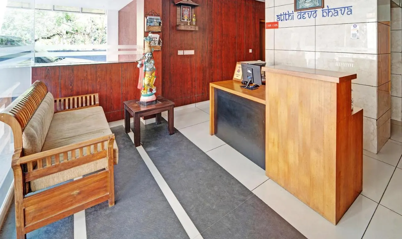 Sreepathi Nirmalyam 400 Mts From Guruvayoor Temple Hotel Guruvayur